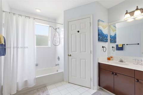 Casa en venta en Parkland, Florida, 4 dormitorios, 246.1 m2 № 2057344 - foto 27