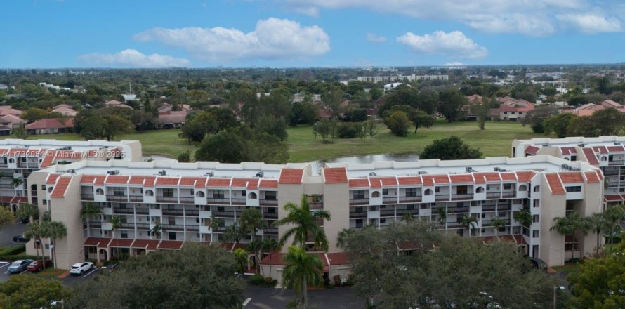 Condo in Lauderhill, Florida, 2 bedrooms  № 1812155
