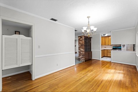 Casa en venta en Orlando, Florida, 4 dormitorios, 231.98 m2 № 1913479 - foto 19