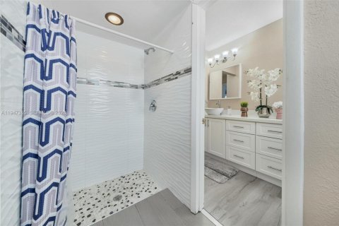 Casa en venta en Tamarac, Florida, 3 dormitorios, 149.76 m2 № 2006154 - foto 24