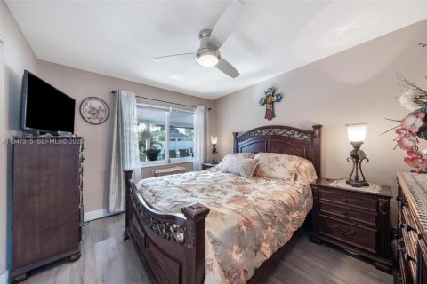 Casa en venta en Tamarac, Florida, 3 dormitorios, 149.76 m2 № 2006154 - foto 28