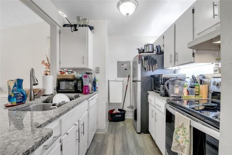 Купить кондоминиум в Киссимми, Флорида 3 комнаты, 84.54м2, № 1902369 - фото 14