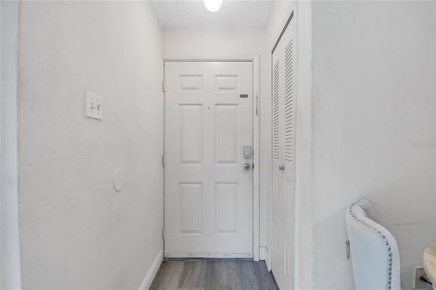 Купить кондоминиум в Киссимми, Флорида 3 комнаты, 84.54м2, № 1902369 - фото 7