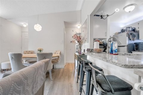 Купить кондоминиум в Киссимми, Флорида 3 комнаты, 84.54м2, № 1902369 - фото 20