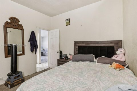 Villa ou maison à vendre à Miami Gardens, Floride: 2 chambres, 100.71 m2 № 1986087 - photo 14