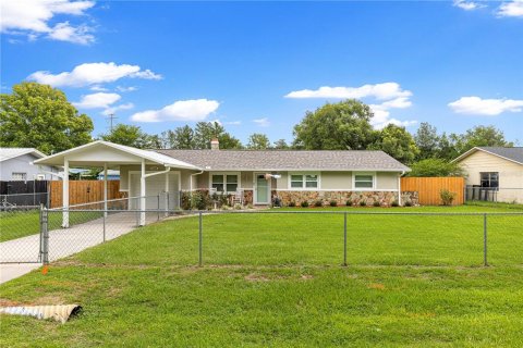 House in Ocala, Florida 3 bedrooms, 104.33 sq.m. № 2231341 - photo 4