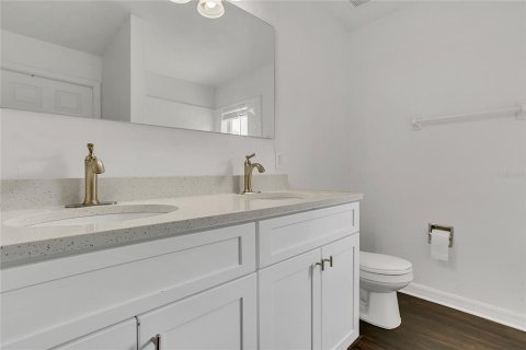 House in Apopka, Florida 3 bedrooms, 158.21 sq.m. № 1805182 - photo 14