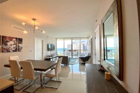 Copropriété à vendre à Miami, Floride: 2 chambres, 134.71 m2 № 1995821 - photo 4