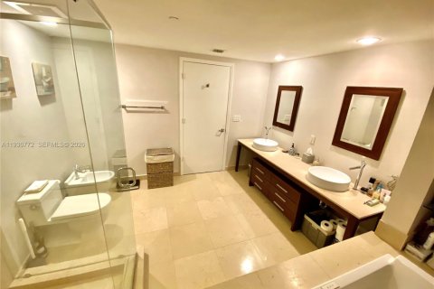 Copropriété à vendre à Miami, Floride: 2 chambres, 134.71 m2 № 1995821 - photo 14