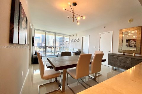 Copropriété à vendre à Miami, Floride: 2 chambres, 134.71 m2 № 1995821 - photo 3