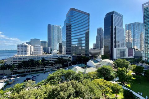 Copropriété à vendre à Miami, Floride: 2 chambres, 134.71 m2 № 1995821 - photo 9