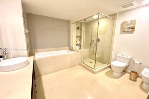 Copropriété à vendre à Miami, Floride: 2 chambres, 134.71 m2 № 1995821 - photo 15