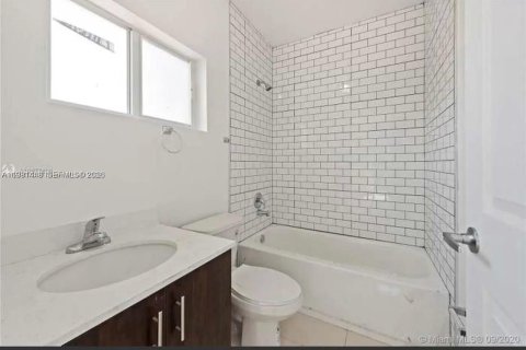 Villa ou maison à louer à Miami, Floride: 3 chambres № 2080128 - photo 7