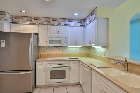 Condo in Ponce Inlet, Florida, 2 bedrooms  № 1747338 - photo 28