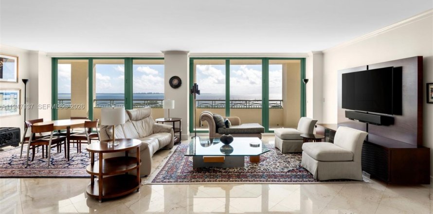 Condo in Miami, Florida, 2 bedrooms  № 2004609