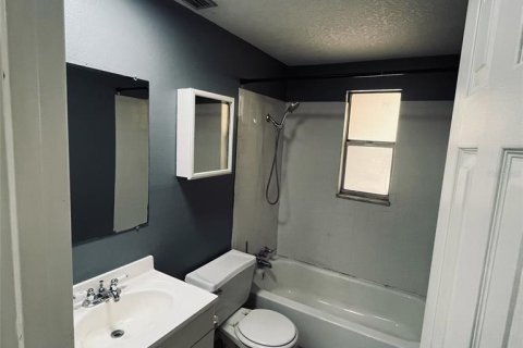 Appartement à louer à Zephyrhills, Floride: 2 chambres, 65.22 m2 № 2416622 - photo 25