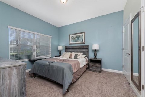 Townhouse in Davenport, Florida 4 bedrooms, 176.7 sq.m. № 1424718 - photo 15