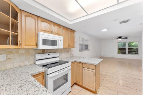 Adosado en Boca Raton, Florida 3 dormitorios, 132.66 m2 № 2305395
