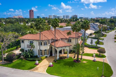 Casa en venta en Boca Raton, Florida, 6 dormitorios, 511.98 m2 № 44192 - foto 1