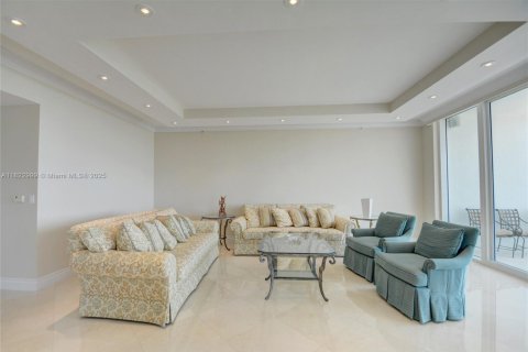 Снять в аренду кондоминиум в Авентура, Флорида 4 спальни, 477.61м2, № 2018721 - фото 5