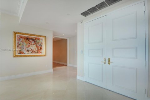 Снять в аренду кондоминиум в Авентура, Флорида 4 спальни, 477.61м2, № 2018721 - фото 9