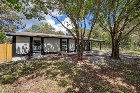 House in New Port Richey, Florida 3 bedrooms, 125.98 sq.m. № 1886964 - photo 3