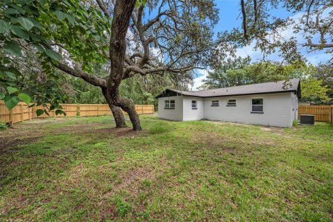 House in New Port Richey, Florida 3 bedrooms, 125.98 sq.m. № 1886964 - photo 22
