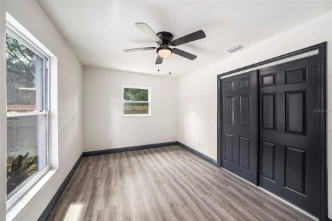 House in New Port Richey, Florida 3 bedrooms, 125.98 sq.m. № 1886964 - photo 16