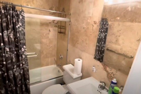 Apartamento en alquiler en Fort Lauderdale, Florida, 1 dormitorio, 47.47 m2 № 1972293 - foto 13