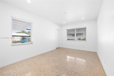 Appartement à louer à Hollywood, Floride: 2 chambres, 100.33 m2 № 1998308 - photo 8