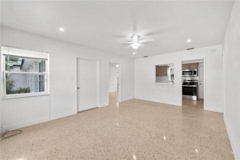 Appartement à louer à Hollywood, Floride: 2 chambres, 100.33 m2 № 1998308 - photo 15