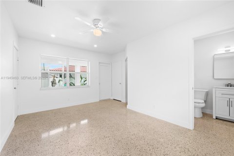 Appartement à louer à Hollywood, Floride: 2 chambres, 100.33 m2 № 1998308 - photo 6