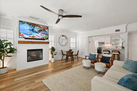 Villa ou maison à vendre à New Smyrna Beach, Floride: 3 chambres, 124.86 m2 № 2413588 - photo 6
