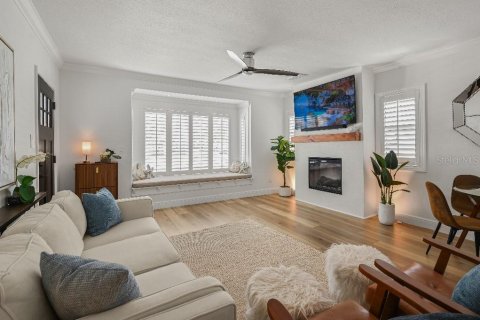 Villa ou maison à vendre à New Smyrna Beach, Floride: 3 chambres, 124.86 m2 № 2413588 - photo 8