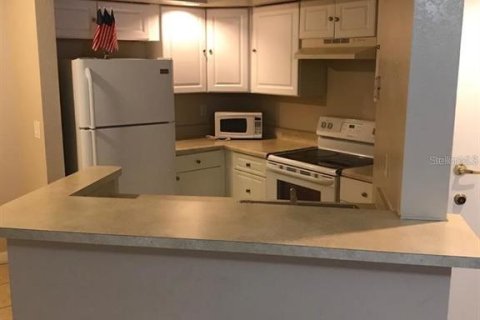 Condo in Orlando, Florida, 1 bedroom  № 2213617 - photo 7