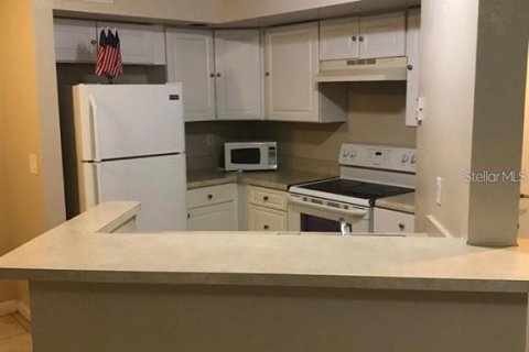 Condo in Orlando, Florida, 1 bedroom  № 2213617 - photo 6