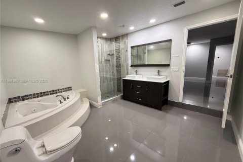 Casa en alquiler en Lake Worth, Florida, 5 dormitorios, 140.19 m2 № 2055508 - foto 18