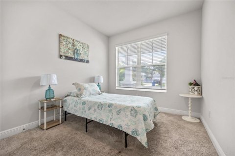 House in Saint Petersburg, Florida 4 bedrooms, 247.96 sq.m. № 1815482 - photo 18