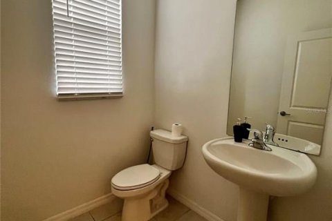 Townhouse in ANGELINE in Land O' Lakes, Florida 3 bedrooms, 166.02 sq.m. № 1806550 - photo 2