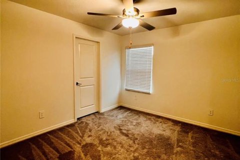 Townhouse in ANGELINE in Land O' Lakes, Florida 3 bedrooms, 166.02 sq.m. № 1806550 - photo 17