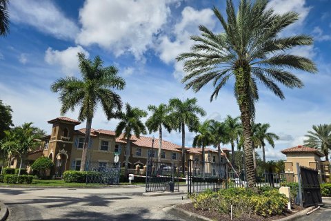 Condo à West Palm Beach, Floride, 3 chambres  № 2407273