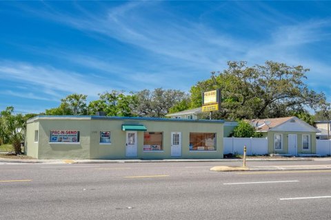 Propiedad comercial en venta en Clearwater, Florida № 2156714 - foto 4