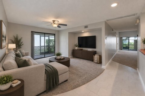 Condo in Pembroke Pines, Florida, 2 bedrooms № 2392863 - photo 3
