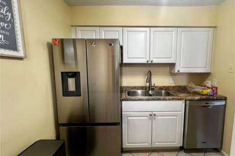 Condo in Clearwater, Florida, 1 bedroom  № 1767868 - photo 12