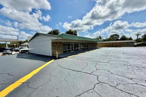 Commercial property in Beverly Hills, Florida 353.03 sq.m. № 2368670 - photo 18