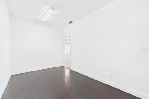 Commercial property in Beverly Hills, Florida 353.03 sq.m. № 2368670 - photo 14