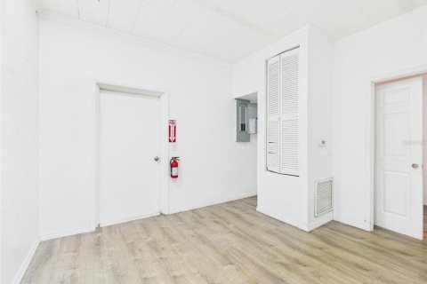Commercial property in Beverly Hills, Florida 353.03 sq.m. № 2368670 - photo 27