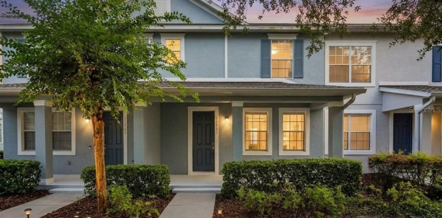 Adosado en Orlando, Florida 4 dormitorios, 141.95 m2 № 2380945