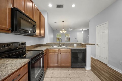 Adosado en venta en Orlando, Florida, 4 dormitorios, 141.95 m2 № 2380945 - foto 10