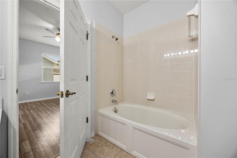 Adosado en venta en Orlando, Florida, 4 dormitorios, 141.95 m2 № 2380945 - foto 19